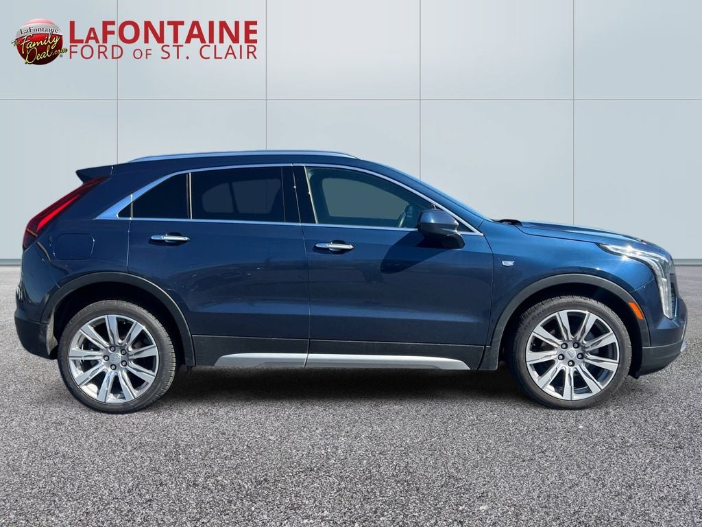 2020 Cadillac XT4 Premium Luxury