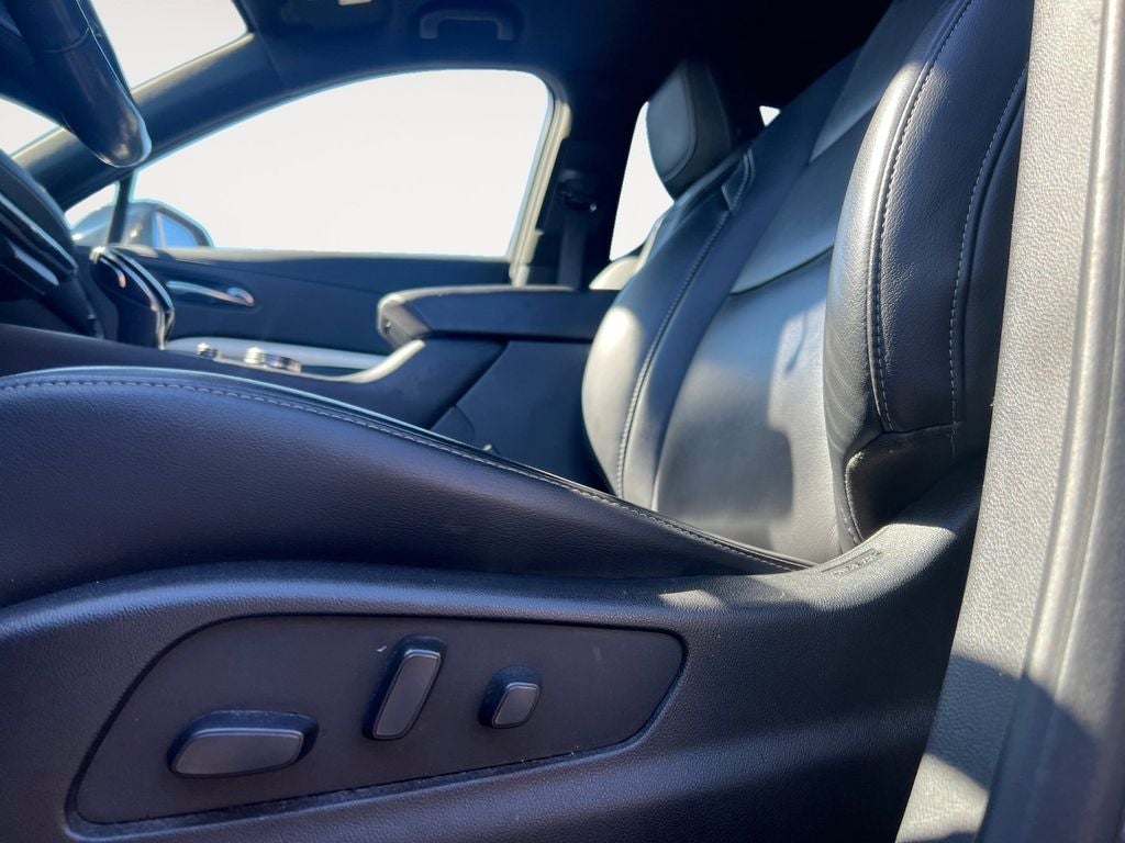 2020 Cadillac XT4 Premium Luxury