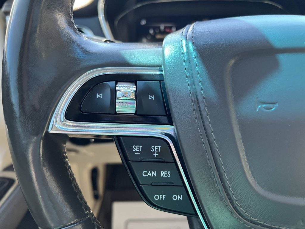 2018 Lincoln Continental Select