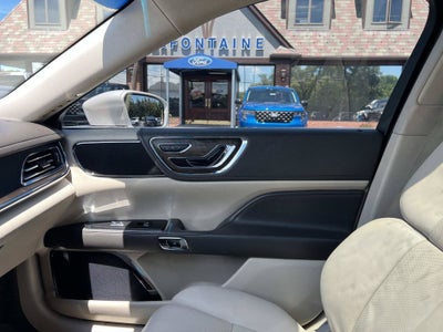 2018 Lincoln Continental Select