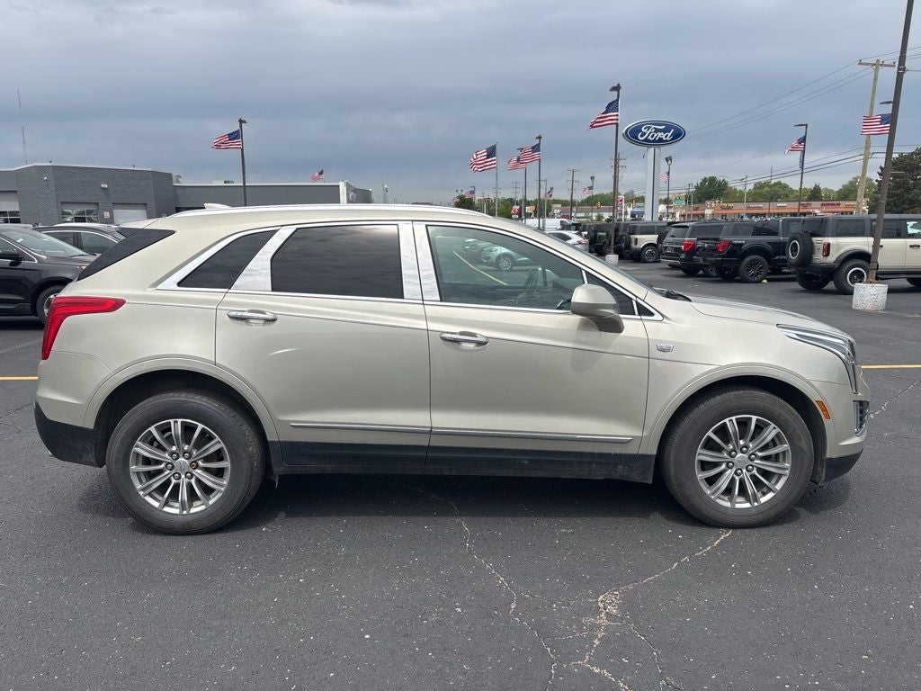 2017 Cadillac XT5 Luxury