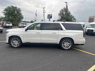 2021 Cadillac Escalade ESV Premium