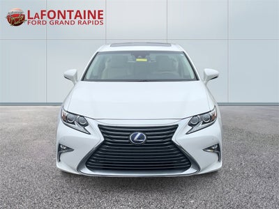 2018 Lexus ES 300h