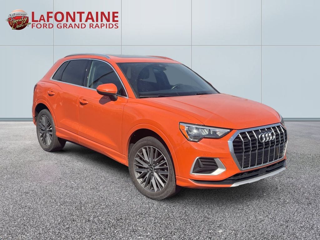 2021 Audi Q3 Premium quattro