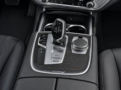 2019 BMW 7 Series 740i