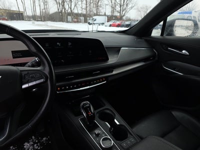 2024 Cadillac XT4 Premium Luxury