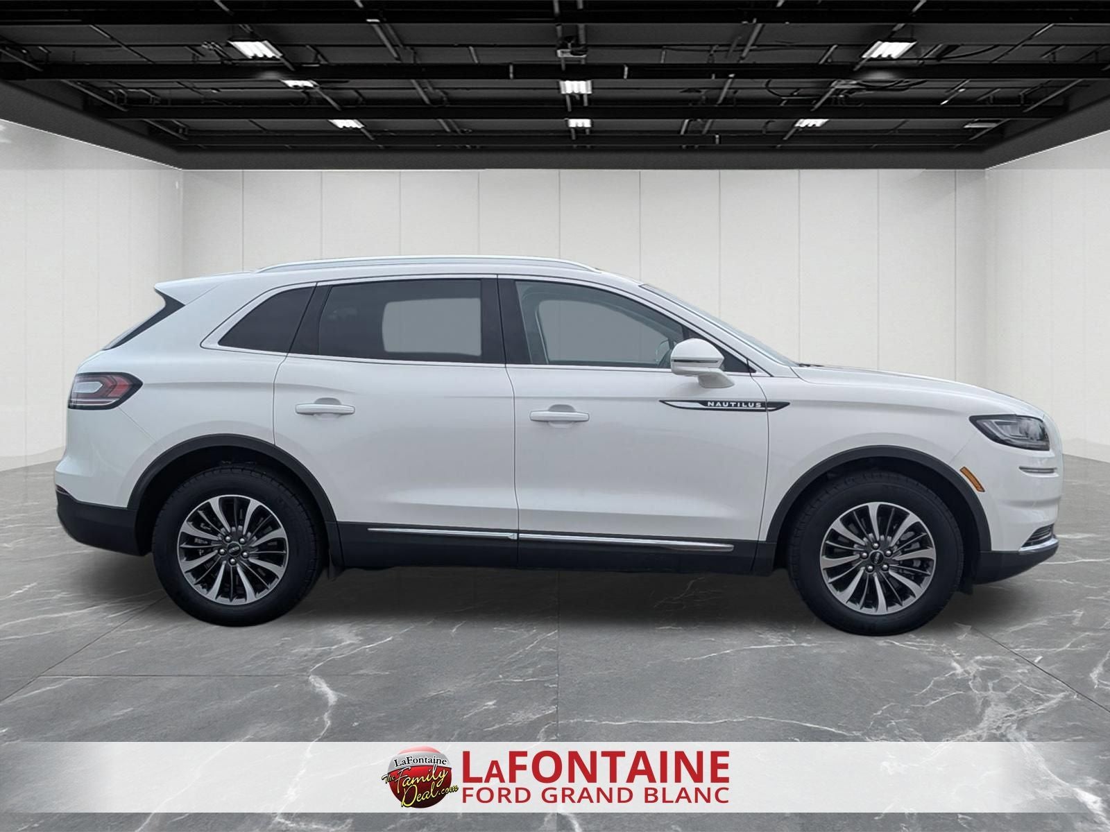 2023 Lincoln Nautilus Standard