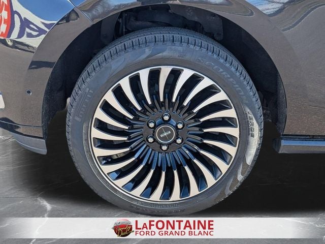 2022 Lincoln Navigator L Reserve