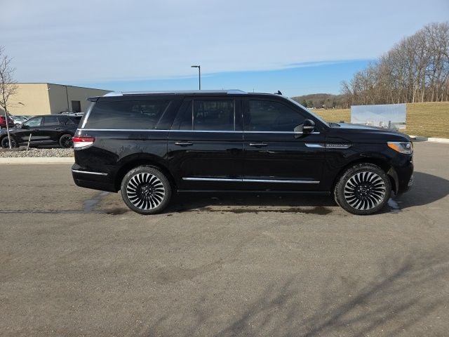 2022 Lincoln Navigator L Reserve