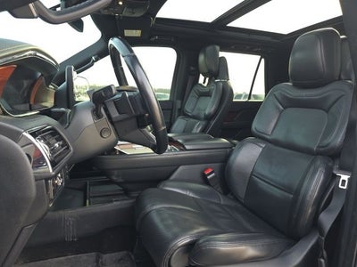 2022 Lincoln Navigator L Reserve