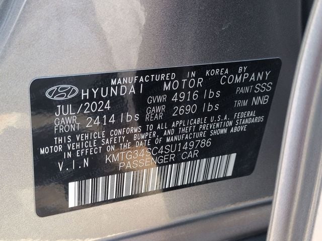 2025 Genesis G70 2.5T