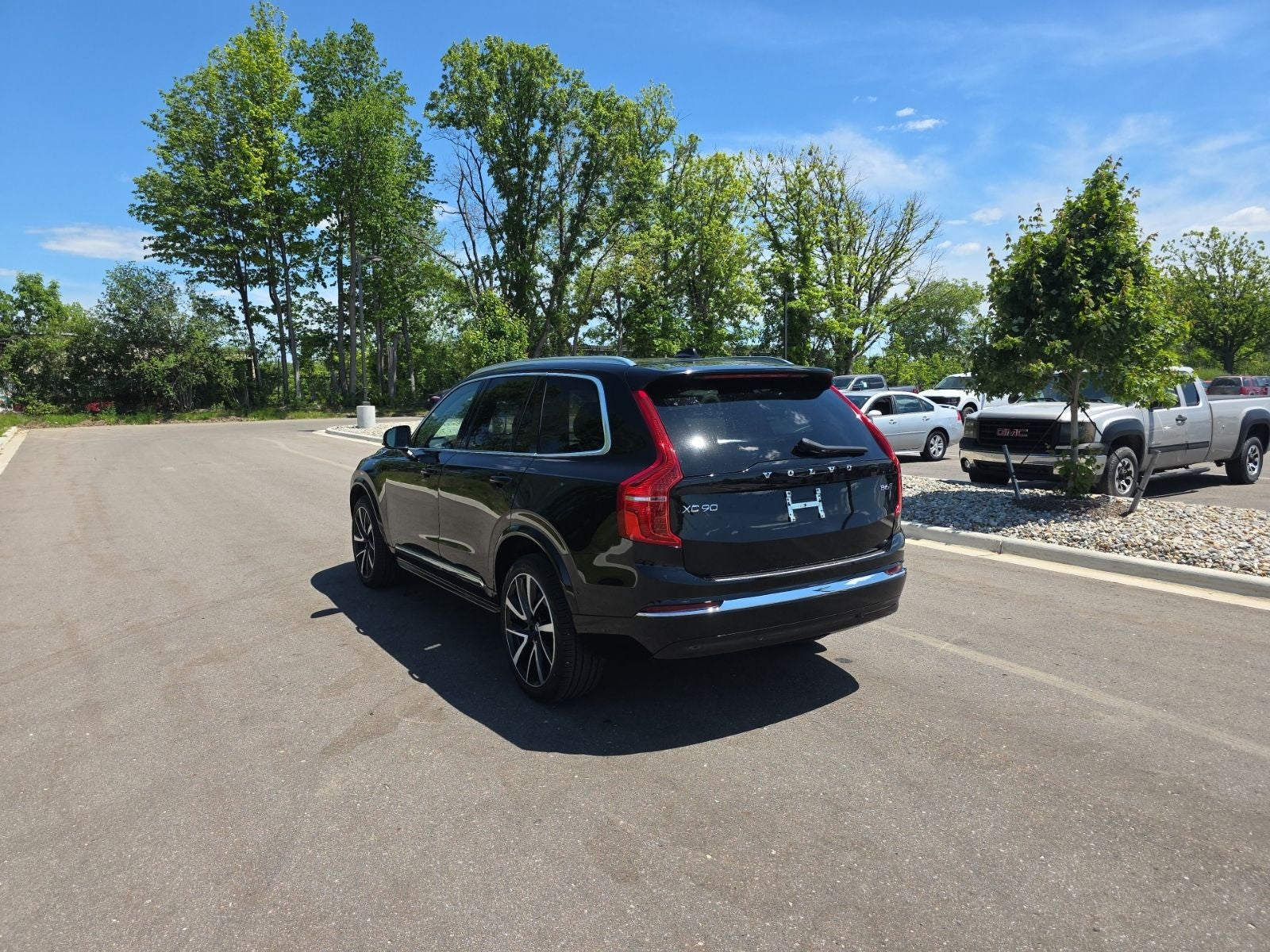 2024 Volvo XC90 B6 Plus Bright Theme 6-Seater