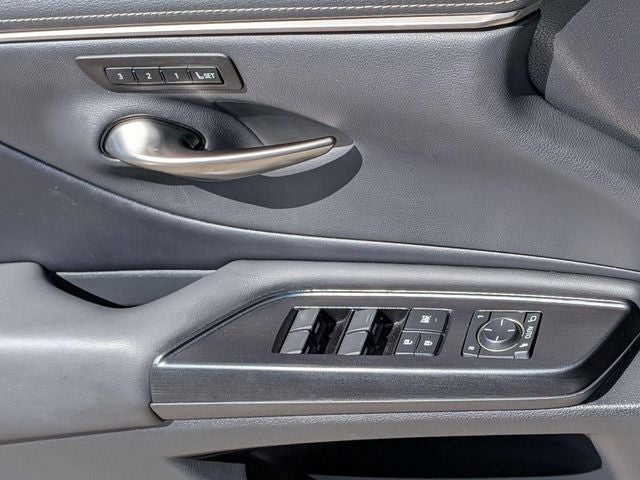 2020 Lexus ES 300h 300h