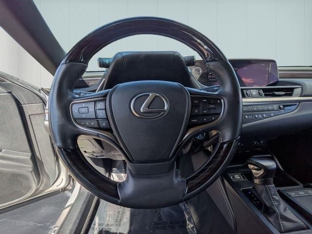 2020 Lexus ES 300h 300h