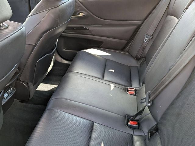 2020 Lexus ES 300h 300h