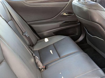 2020 Lexus ES 300h 300h