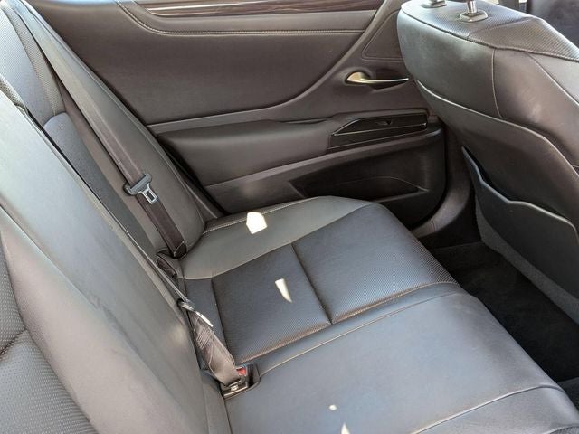 2020 Lexus ES 300h 300h