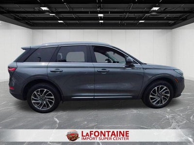 2022 Lincoln Corsair Standard