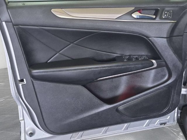 2015 Lincoln MKC Base