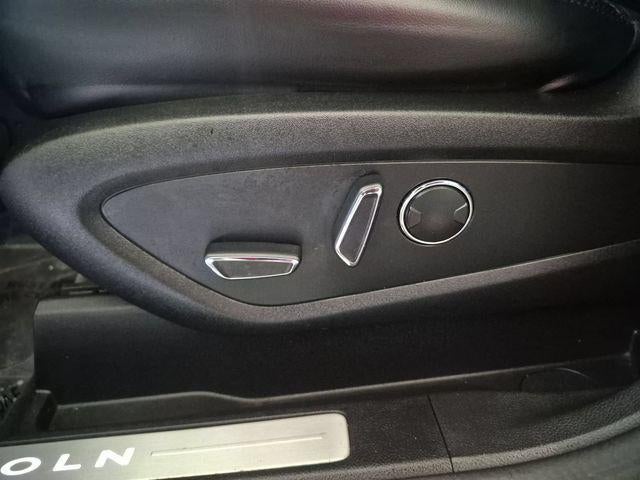 2015 Lincoln MKC Base