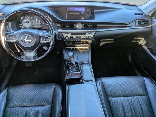 2017 Lexus ES 300h 300h