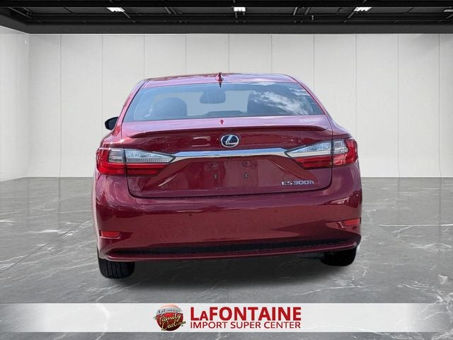 2017 Lexus ES 300h 300h