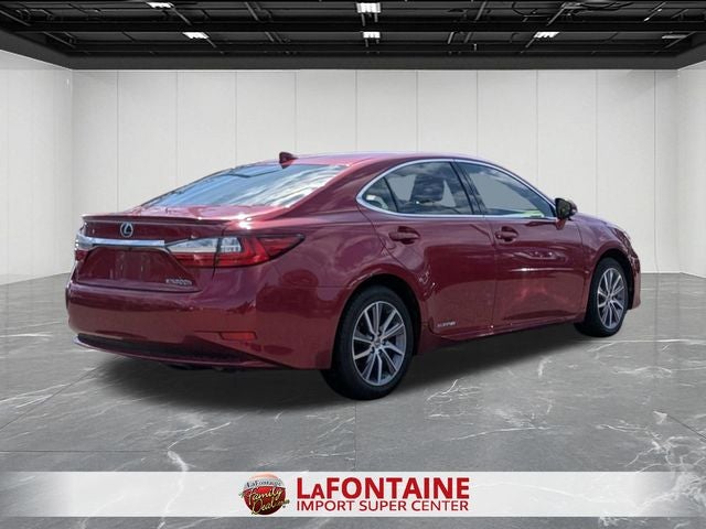 2017 Lexus ES 300h 300h