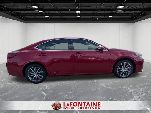 2017 Lexus ES 300h 300h
