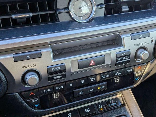 2017 Lexus ES 300h 300h