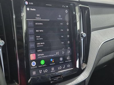 2025 Volvo XC60 B5 Plus