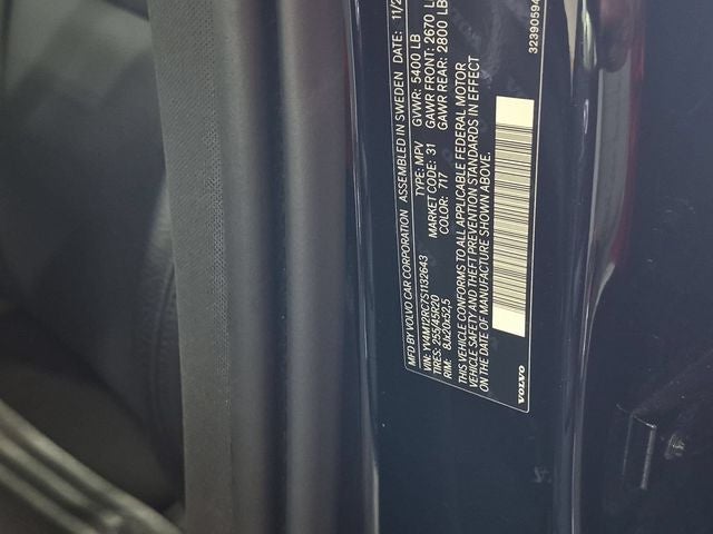 2025 Volvo XC60 B5 Plus