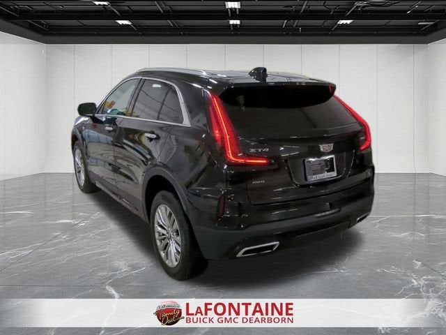 2024 Cadillac XT4 Premium Luxury