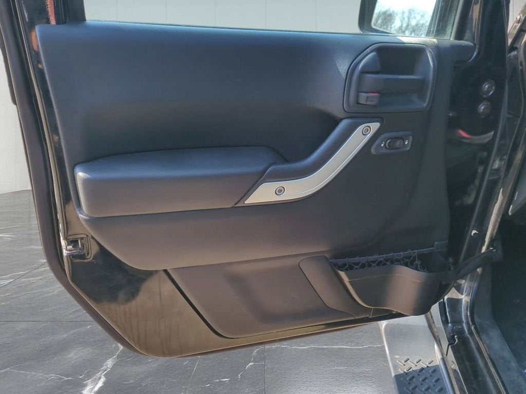 2017 Jeep Wrangler Unlimited Sahara 4x4