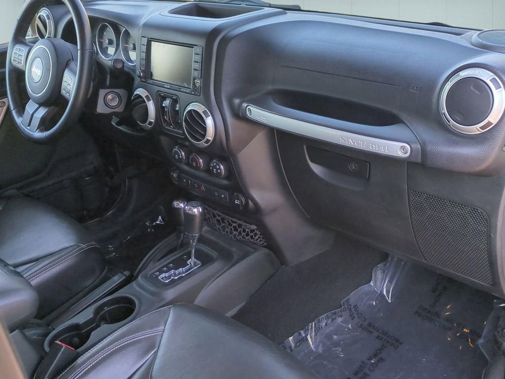 2017 Jeep Wrangler Unlimited Sahara 4x4