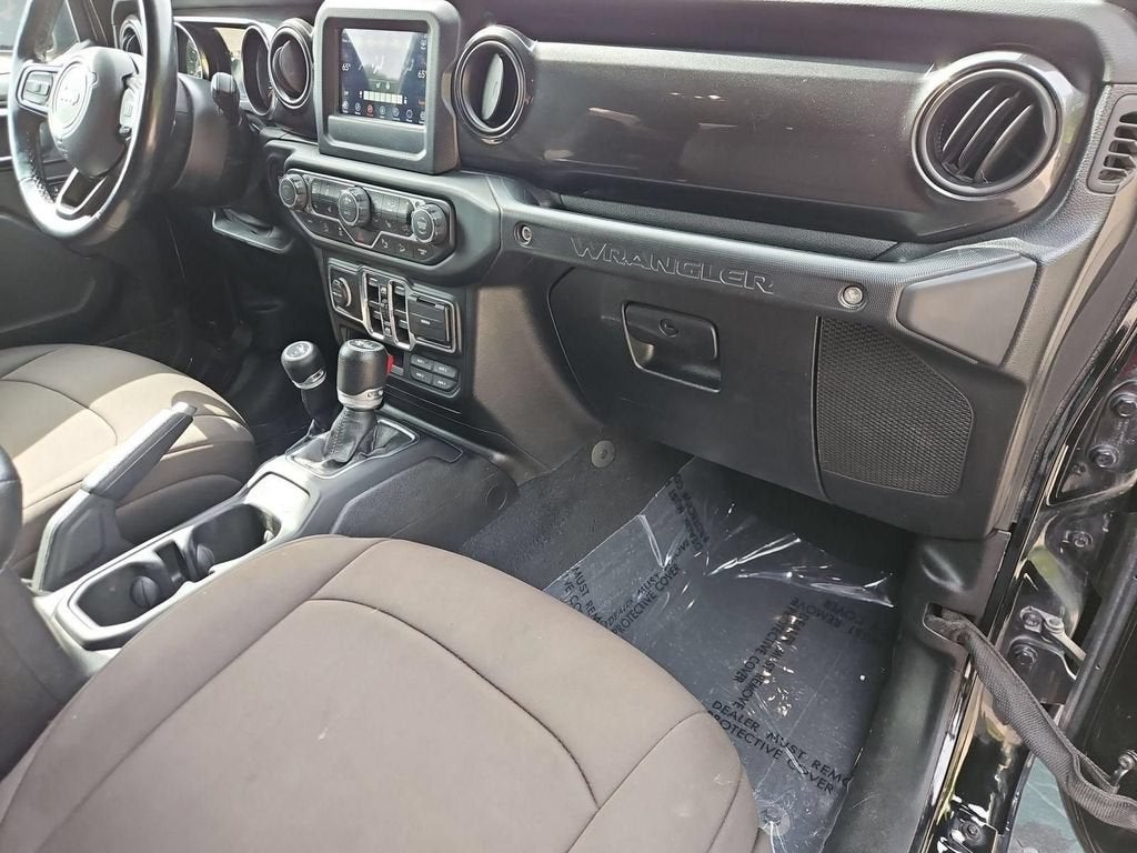 2020 Jeep Wrangler Unlimited Black and Tan 4x4