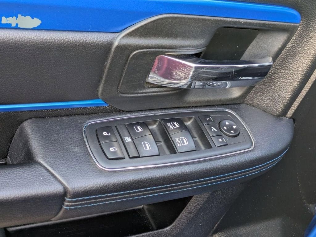 2018 RAM 1500 Sport Crew Cab 4x4 5'7" Box