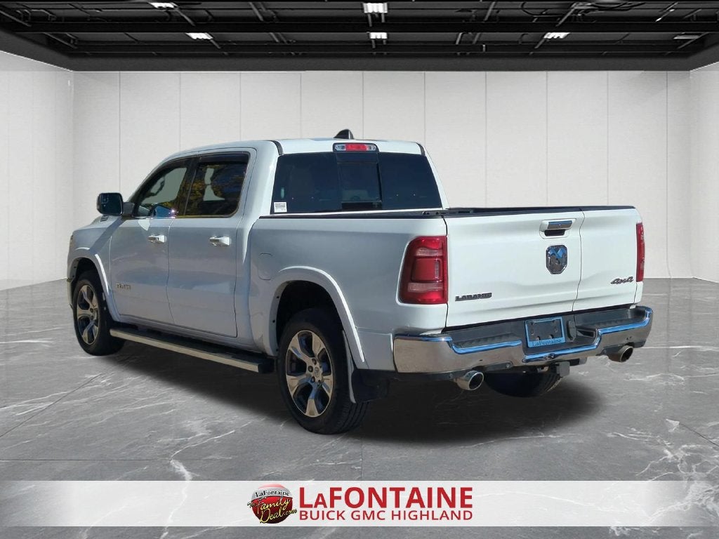 2020 RAM 1500 Laramie Crew Cab 4x4 5'7" Box