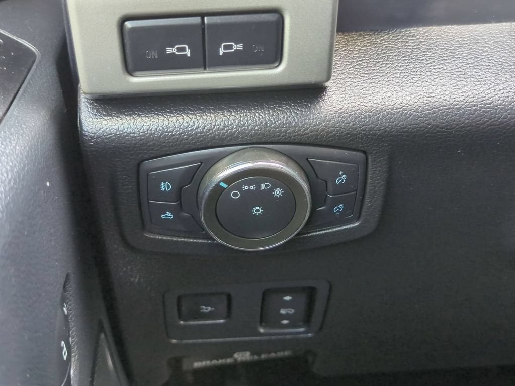 2022 Ford F-350 LARIAT