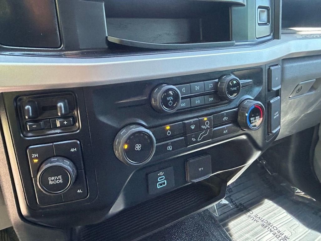 2024 Ford F-350 XLT
