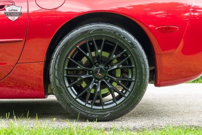 2001 Chevrolet Corvette 2DR CPE