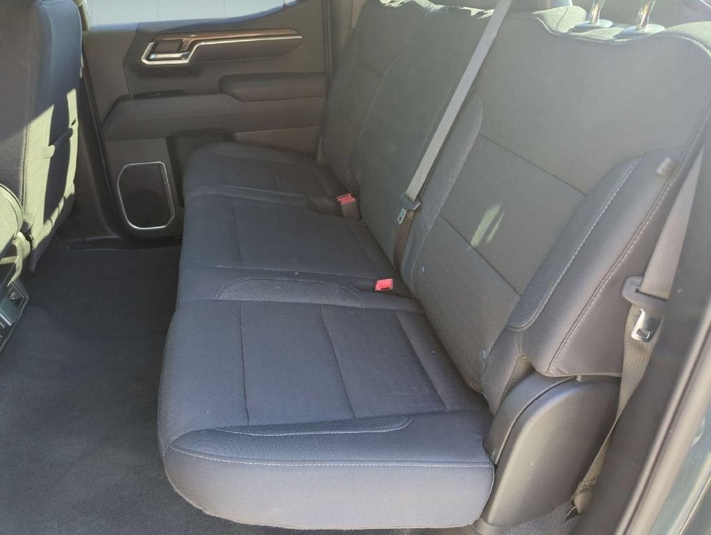 2025 Chevrolet Silverado 1500 LT (2FL)