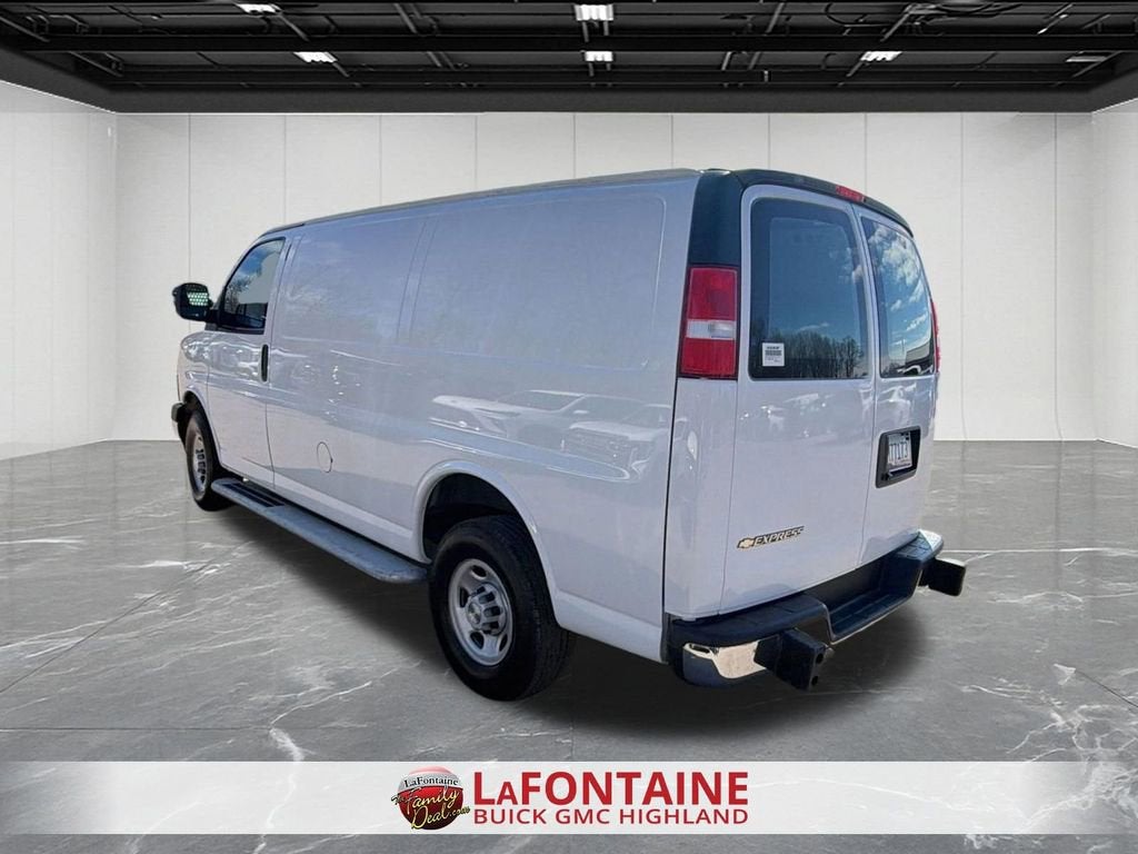 2024 Chevrolet Express Cargo 2500 WT