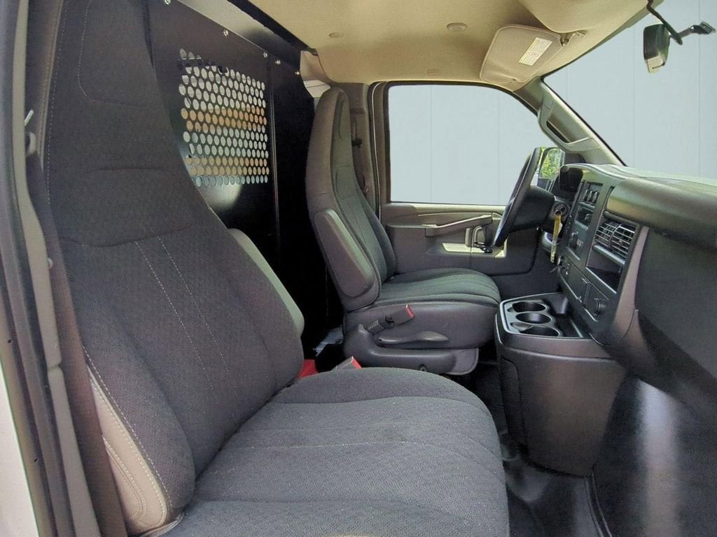 2024 Chevrolet Express Cargo 2500 WT