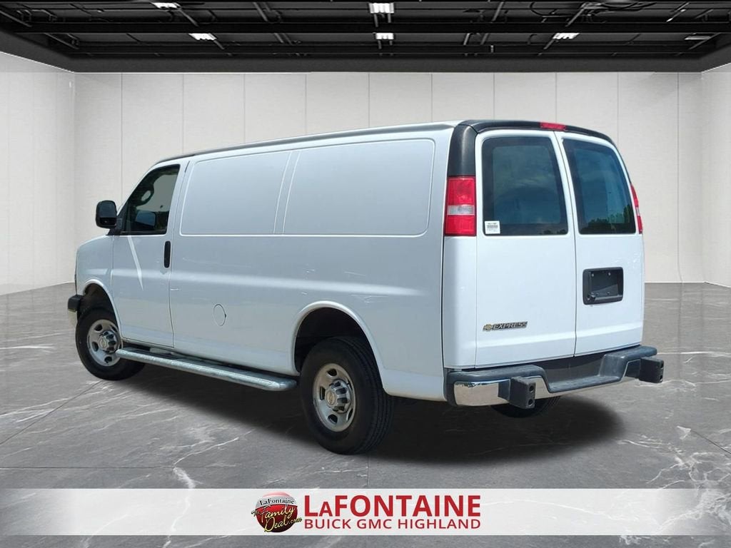 2024 Chevrolet Express Cargo 2500 WT