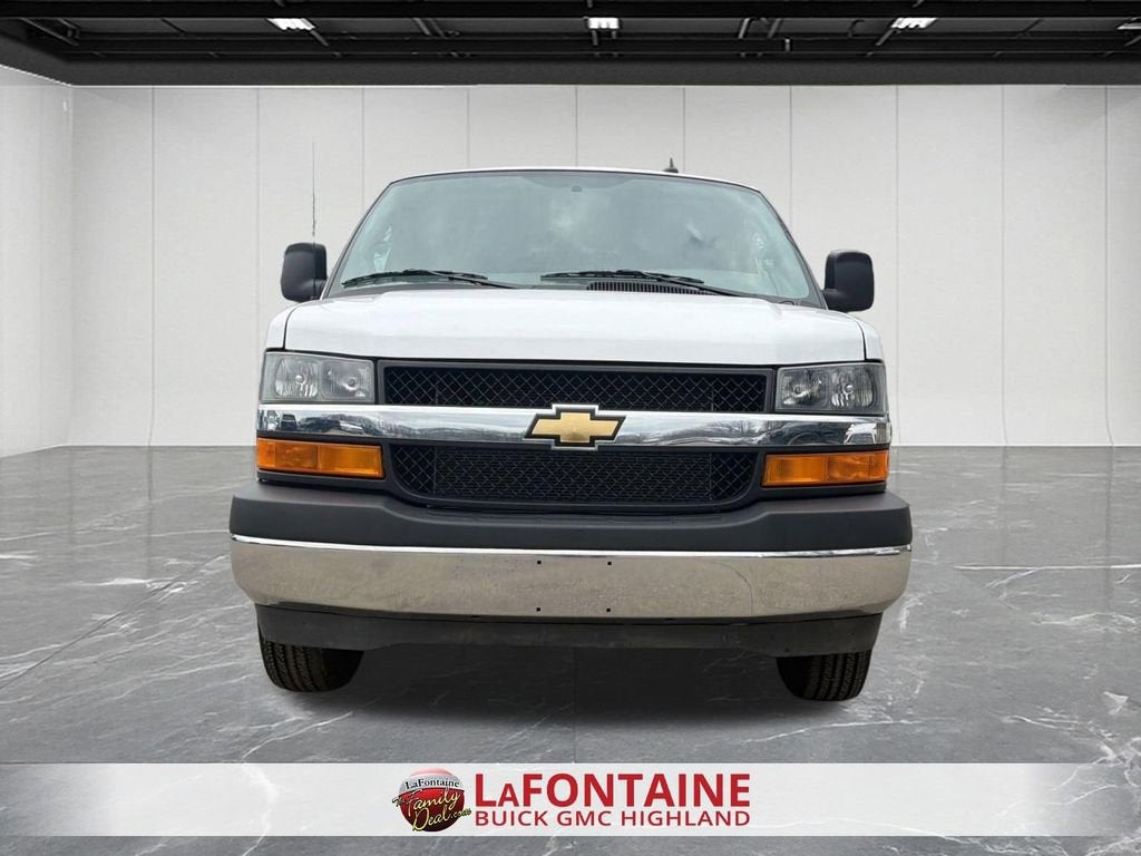 2024 Chevrolet Express Cargo 2500 WT