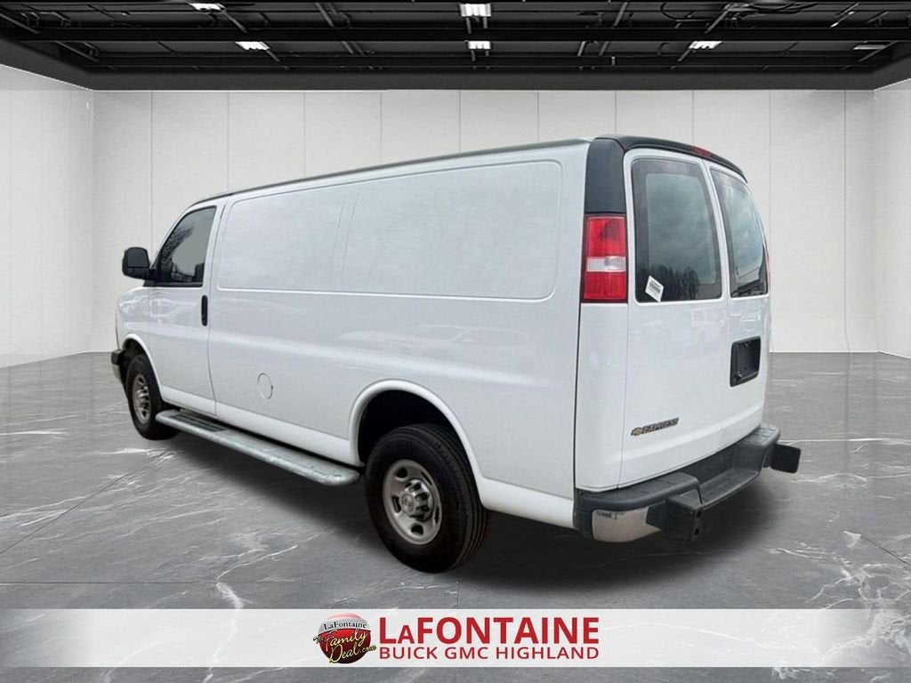 2024 Chevrolet Express Cargo 2500 WT