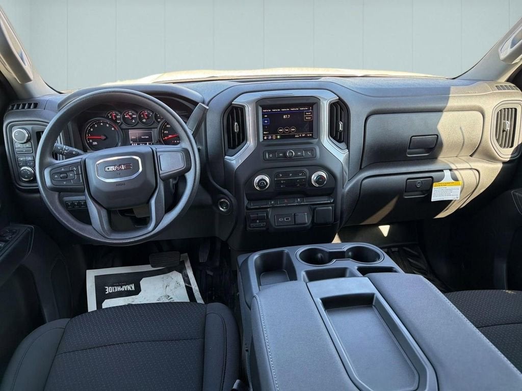 2024 GMC Sierra 2500 HD Pro