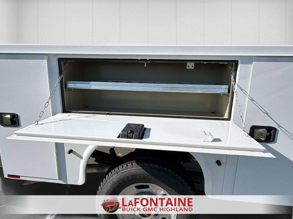 2024 GMC Sierra 2500 HD Pro