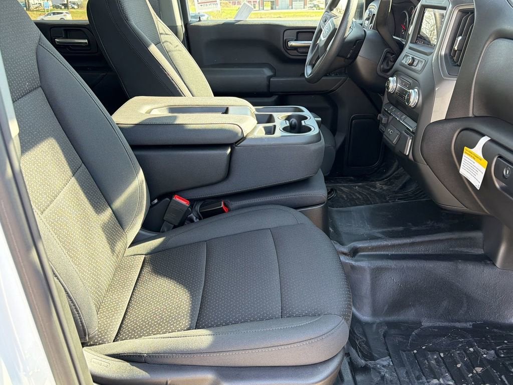 2024 GMC Sierra 2500 HD Pro