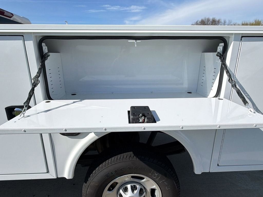 2024 GMC Sierra 2500 HD Pro